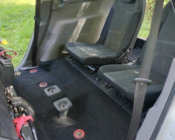 Серый Рено Сценик, объемом двигателя 1.6 л и пробегом 327 тыс. км за 5650 $, фото 11 на Automoto.ua