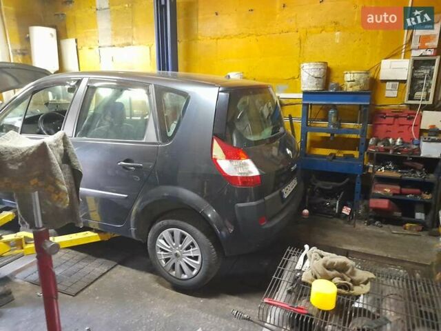 Сірий Рено Сценік, об'ємом двигуна 1.6 л та пробігом 254 тис. км за 5200 $, фото 13 на Automoto.ua