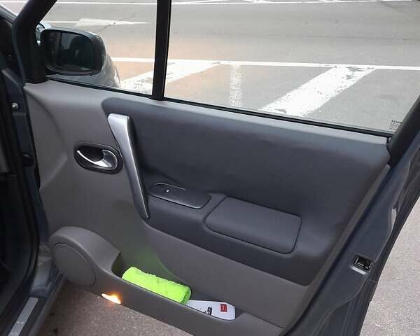 Серый Рено Сценик, объемом двигателя 1.9 л и пробегом 295 тыс. км за 9500 $, фото 35 на Automoto.ua