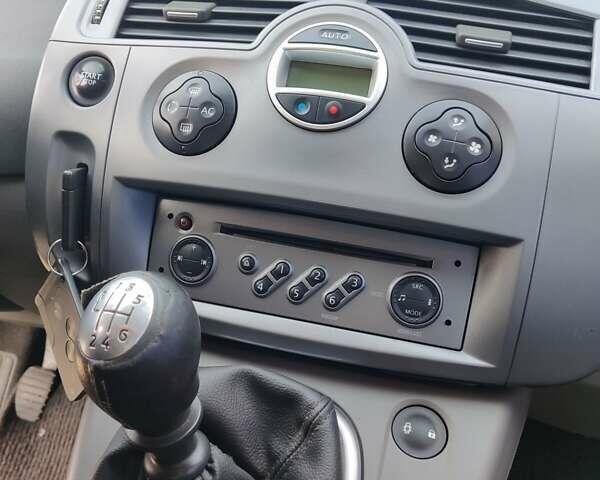 Серый Рено Сценик, объемом двигателя 1.6 л и пробегом 152 тыс. км за 4950 $, фото 37 на Automoto.ua