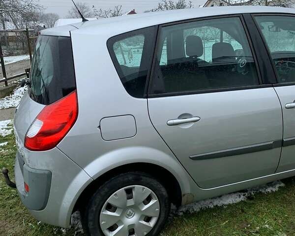 Сірий Рено Сценік, об'ємом двигуна 1.6 л та пробігом 225 тис. км за 5700 $, фото 20 на Automoto.ua