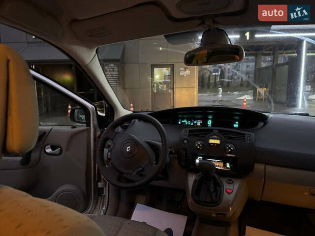 Сірий Рено Сценік, об'ємом двигуна 1.6 л та пробігом 230 тис. км за 4450 $, фото 25 на Automoto.ua