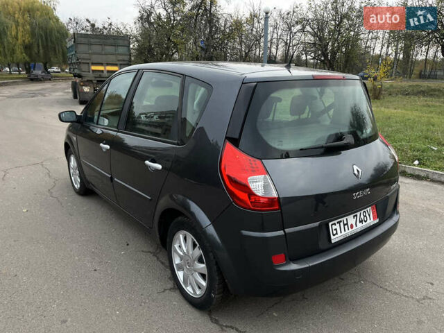 Рено Сценик 2006 в Сумах на Automoto.ua Серый Рено Сценик, объемом двигателя 1.6 л и пробегом 122 тыс. км за 6199 $, фото 8 на Automoto.ua