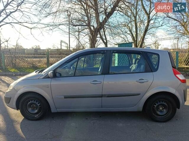 Серый Рено Сценик, объемом двигателя 1.6 л и пробегом 227 тыс. км за 5400 $, фото 8 на Automoto.ua