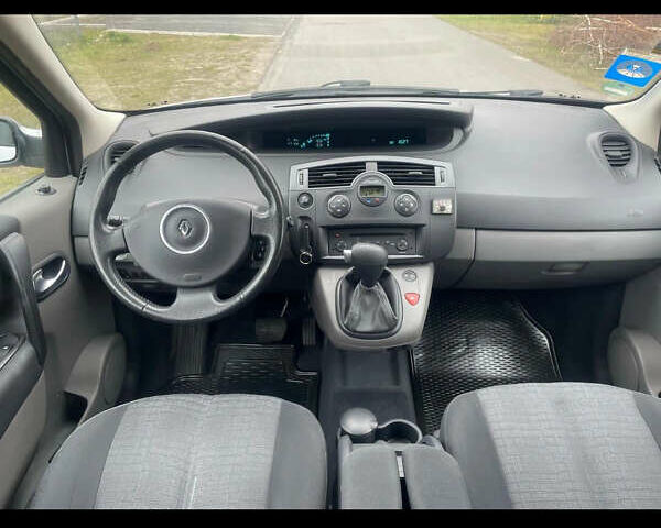 Сірий Рено Сценік, об'ємом двигуна 1.6 л та пробігом 101 тис. км за 6700 $, фото 8 на Automoto.ua