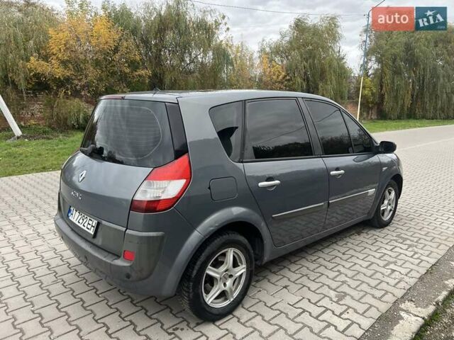 Серый Рено Сценик, объемом двигателя 1.46 л и пробегом 300 тыс. км за 4600 $, фото 4 на Automoto.ua