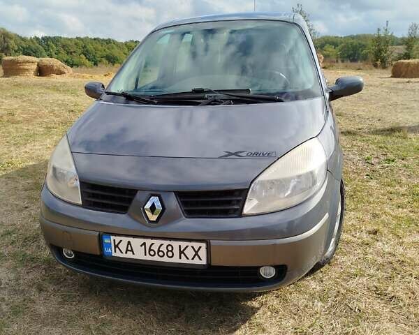 Серый Рено Сценик, объемом двигателя 1.6 л и пробегом 249 тыс. км за 5900 $, фото 1 на Automoto.ua