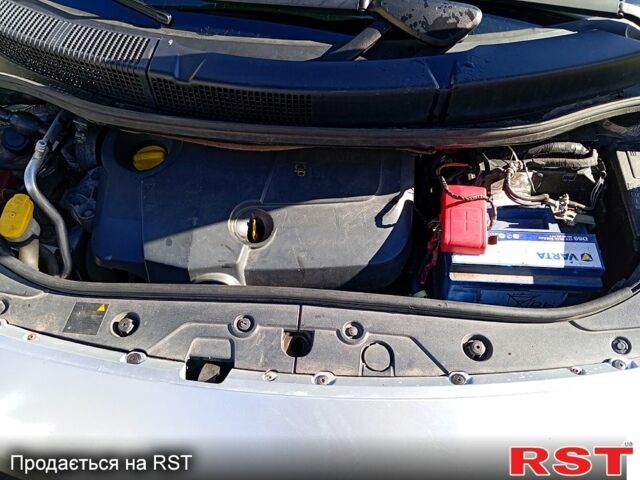 Сірий Рено Сценік, об'ємом двигуна 1.5 л та пробігом 224 тис. км за 3500 $, фото 8 на Automoto.ua