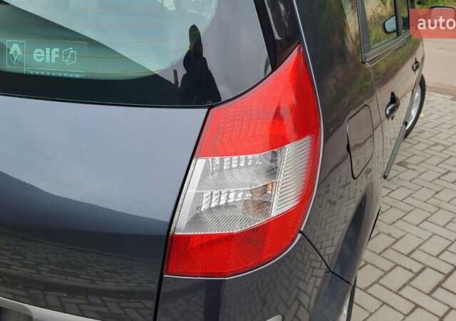 Серый Рено Сценик, объемом двигателя 1.6 л и пробегом 212 тыс. км за 5600 $, фото 18 на Automoto.ua