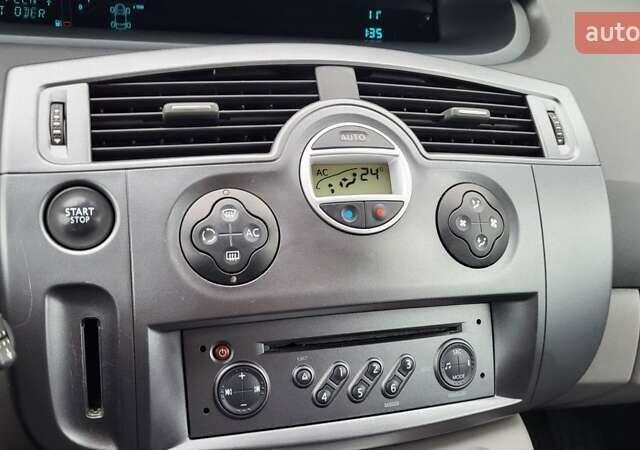 Серый Рено Сценик, объемом двигателя 1.6 л и пробегом 212 тыс. км за 5600 $, фото 41 на Automoto.ua