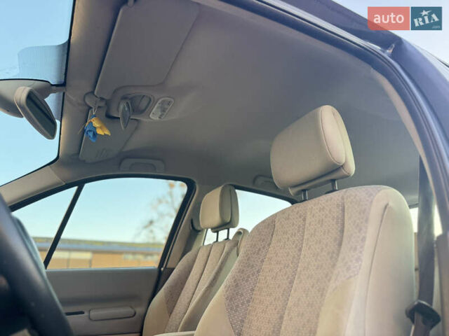 Серый Рено Сценик, объемом двигателя 1.6 л и пробегом 223 тыс. км за 4900 $, фото 21 на Automoto.ua