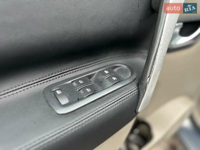 Серый Рено Сценик, объемом двигателя 1.5 л и пробегом 265 тыс. км за 5790 $, фото 23 на Automoto.ua