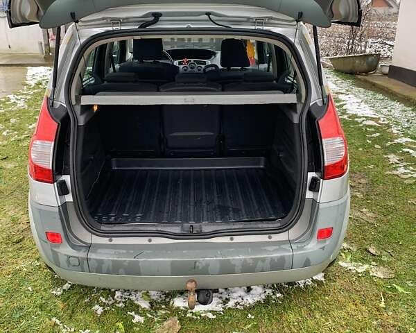 Сірий Рено Сценік, об'ємом двигуна 1.6 л та пробігом 225 тис. км за 5700 $, фото 23 на Automoto.ua