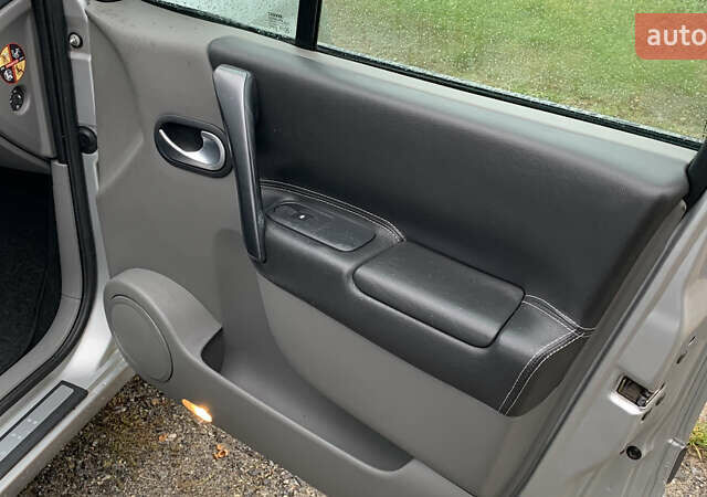 Рено Сценик 2006 в Виннице на Automoto.ua Серый Рено Сценик, объемом двигателя 1.6 л и пробегом 124 тыс. км за 6250 $, фото 12 на Automoto.ua