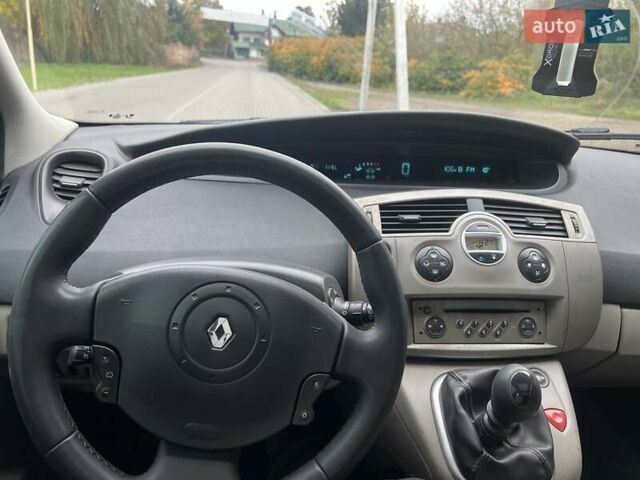 Серый Рено Сценик, объемом двигателя 1.46 л и пробегом 300 тыс. км за 4600 $, фото 7 на Automoto.ua
