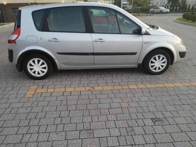 Серый Рено Сценик, объемом двигателя 1.6 л и пробегом 188 тыс. км за 4600 $, фото 5 на Automoto.ua