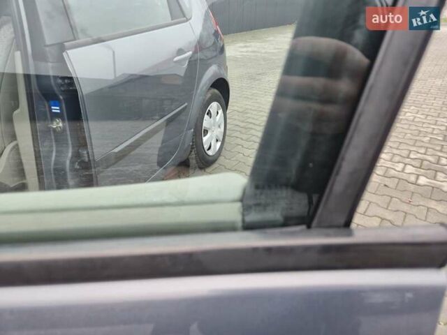 Сірий Рено Сценік, об'ємом двигуна 1.6 л та пробігом 210 тис. км за 4700 $, фото 16 на Automoto.ua