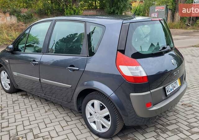 Серый Рено Сценик, объемом двигателя 1.6 л и пробегом 212 тыс. км за 5600 $, фото 4 на Automoto.ua