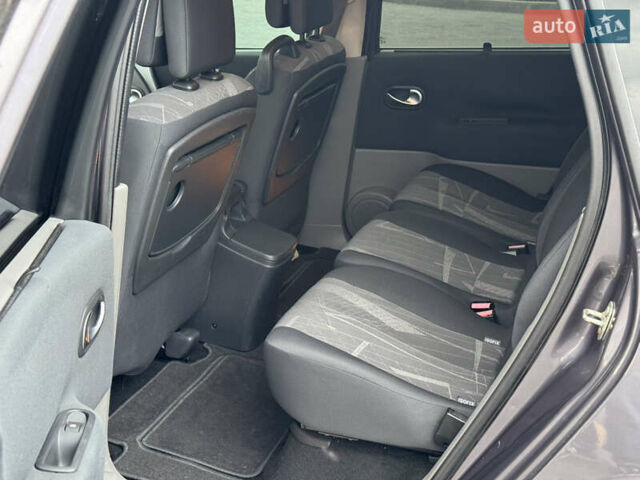 Сірий Рено Сценік, об'ємом двигуна 0 л та пробігом 244 тис. км за 5999 $, фото 12 на Automoto.ua