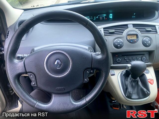 Сірий Рено Сценік, об'ємом двигуна 1.6 л та пробігом 224 тис. км за 5700 $, фото 2 на Automoto.ua