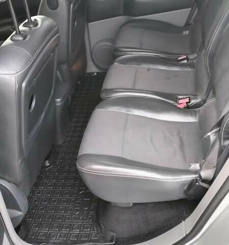 Сірий Рено Сценік, об'ємом двигуна 1.6 л та пробігом 210 тис. км за 5000 $, фото 11 на Automoto.ua