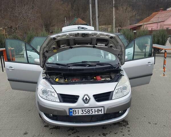 Сірий Рено Сценік, об'ємом двигуна 1.6 л та пробігом 238 тис. км за 5700 $, фото 18 на Automoto.ua