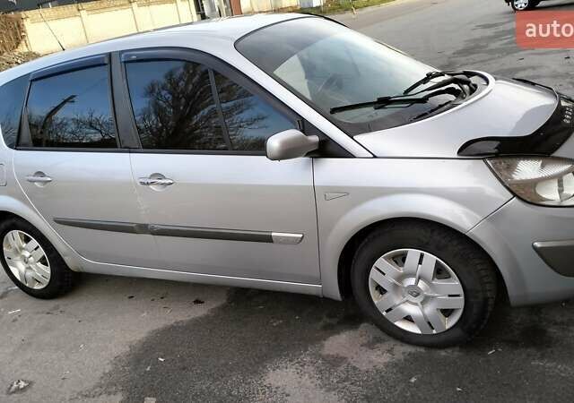 Сірий Рено Сценік, об'ємом двигуна 1.6 л та пробігом 210 тис. км за 5000 $, фото 2 на Automoto.ua