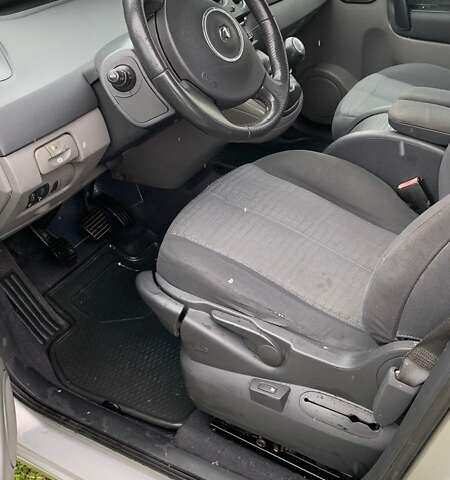 Сірий Рено Сценік, об'ємом двигуна 1.6 л та пробігом 225 тис. км за 5700 $, фото 32 на Automoto.ua