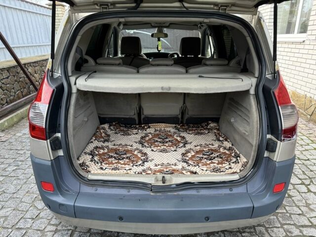 Сірий Рено Сценік, об'ємом двигуна 1.5 л та пробігом 230 тис. км за 3650 $, фото 22 на Automoto.ua