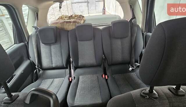 Серый Рено Сценик, объемом двигателя 1.6 л и пробегом 230 тыс. км за 5000 $, фото 1 на Automoto.ua