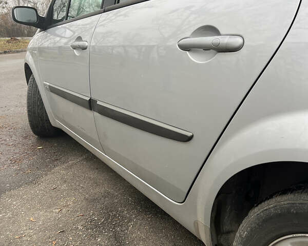 Серый Рено Сценик, объемом двигателя 1.6 л и пробегом 178 тыс. км за 5000 $, фото 13 на Automoto.ua