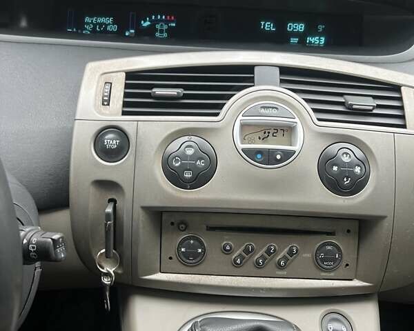 Серый Рено Сценик, объемом двигателя 1.46 л и пробегом 300 тыс. км за 4600 $, фото 9 на Automoto.ua