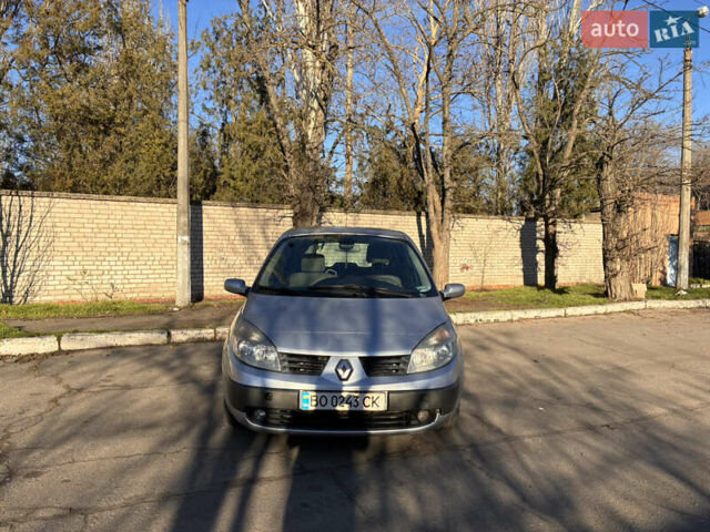 Серый Рено Сценик, объемом двигателя 1.89 л и пробегом 350 тыс. км за 3500 $, фото 1 на Automoto.ua