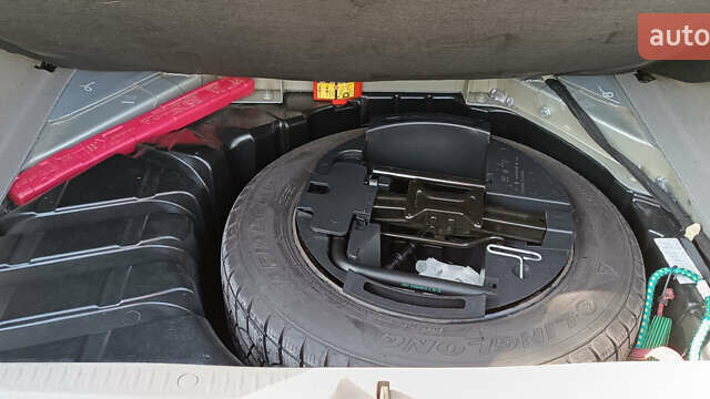 Сірий Рено Сценік, об'ємом двигуна 1.6 л та пробігом 130 тис. км за 5500 $, фото 2 на Automoto.ua