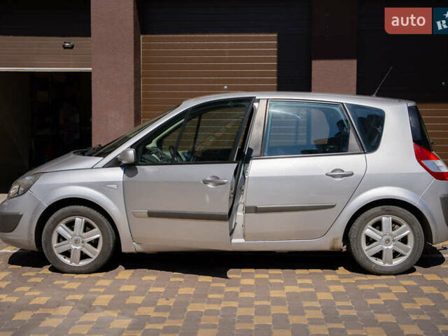 Сірий Рено Сценік, об'ємом двигуна 1.6 л та пробігом 132 тис. км за 5200 $, фото 1 на Automoto.ua