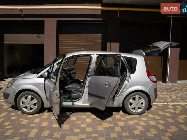 Сірий Рено Сценік, об'ємом двигуна 1.6 л та пробігом 132 тис. км за 5200 $, фото 9 на Automoto.ua