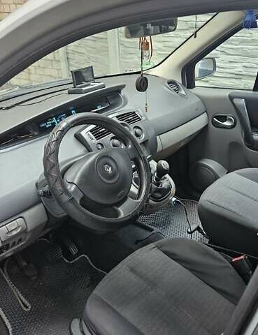 Серый Рено Сценик, объемом двигателя 1.6 л и пробегом 230 тыс. км за 5000 $, фото 14 на Automoto.ua