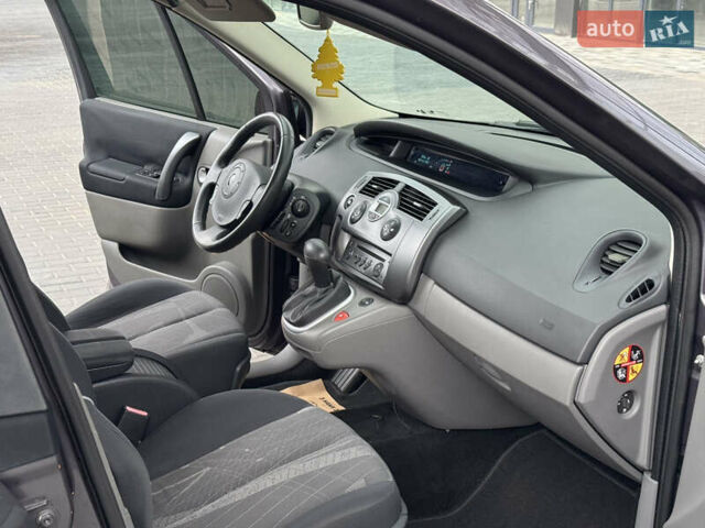 Сірий Рено Сценік, об'ємом двигуна 0 л та пробігом 244 тис. км за 5999 $, фото 18 на Automoto.ua