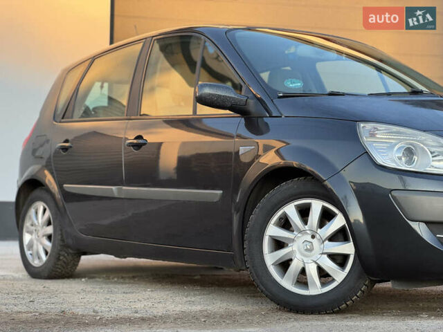 Серый Рено Сценик, объемом двигателя 1.6 л и пробегом 223 тыс. км за 4900 $, фото 8 на Automoto.ua