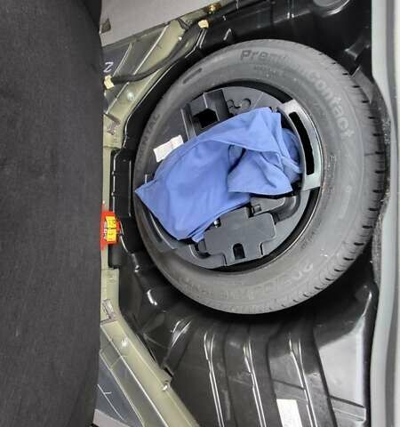 Серый Рено Сценик, объемом двигателя 1.6 л и пробегом 212 тыс. км за 5600 $, фото 47 на Automoto.ua