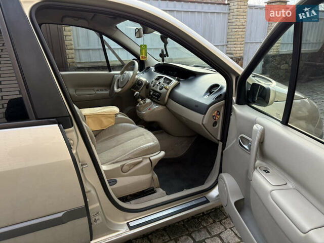 Сірий Рено Сценік, об'ємом двигуна 1.5 л та пробігом 230 тис. км за 3650 $, фото 18 на Automoto.ua