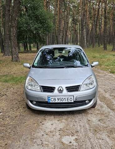 Серый Рено Сценик, объемом двигателя 1.6 л и пробегом 230 тыс. км за 5000 $, фото 4 на Automoto.ua