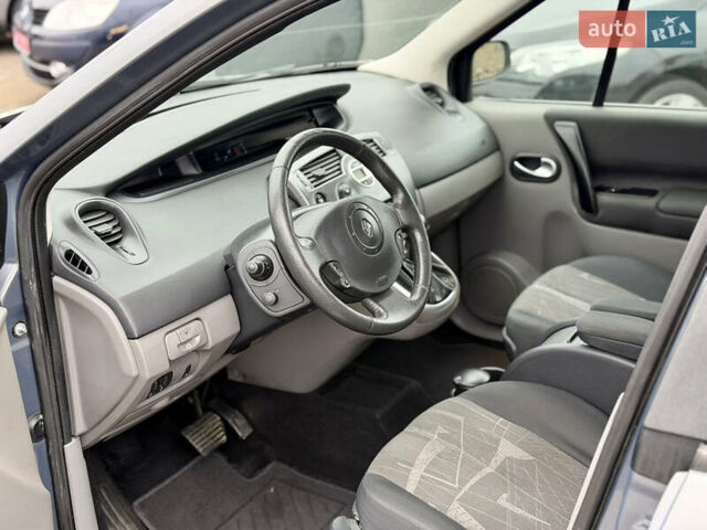 Сірий Рено Сценік, об'ємом двигуна 1.6 л та пробігом 196 тис. км за 6350 $, фото 9 на Automoto.ua