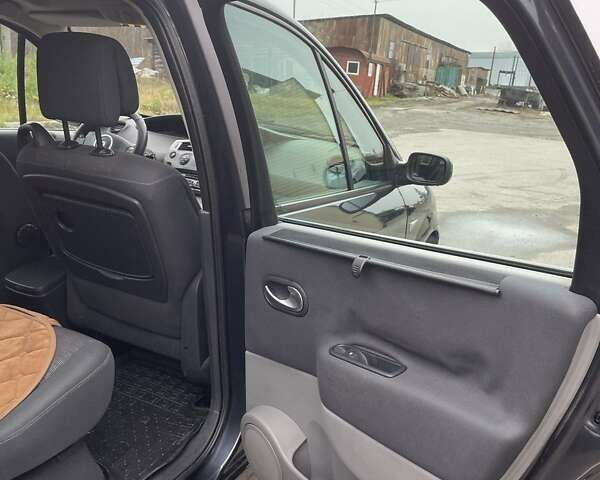 Серый Рено Сценик, объемом двигателя 2 л и пробегом 236 тыс. км за 6650 $, фото 12 на Automoto.ua