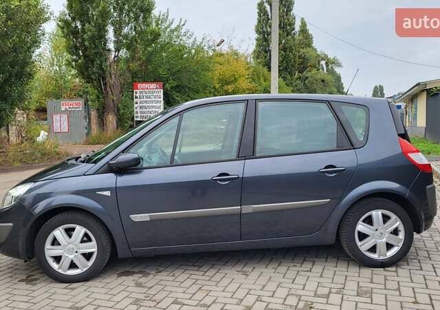 Серый Рено Сценик, объемом двигателя 1.6 л и пробегом 212 тыс. км за 5250 $, фото 6 на Automoto.ua
