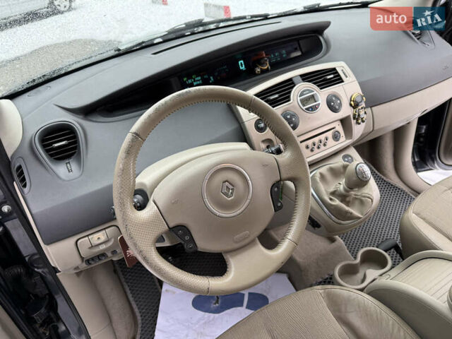 Сірий Рено Сценік, об'ємом двигуна 1.9 л та пробігом 253 тис. км за 5450 $, фото 13 на Automoto.ua