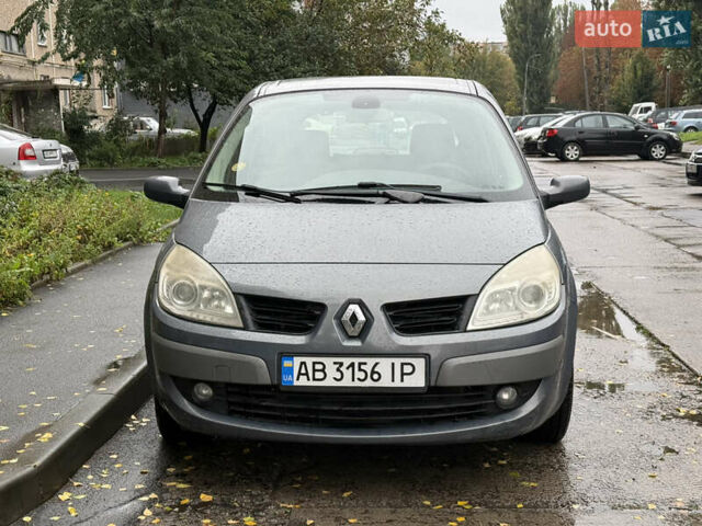 Серый Рено Сценик, объемом двигателя 1.87 л и пробегом 444 тыс. км за 5300 $, фото 4 на Automoto.ua
