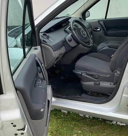 Сірий Рено Сценік, об'ємом двигуна 1.6 л та пробігом 225 тис. км за 5700 $, фото 30 на Automoto.ua