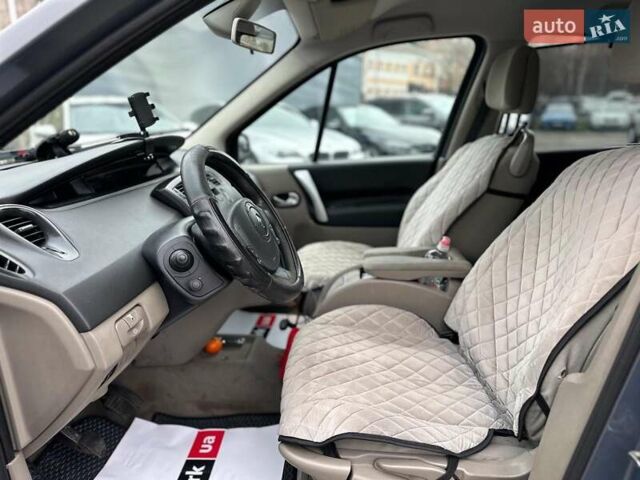 Серый Рено Сценик, объемом двигателя 1.5 л и пробегом 265 тыс. км за 5790 $, фото 20 на Automoto.ua