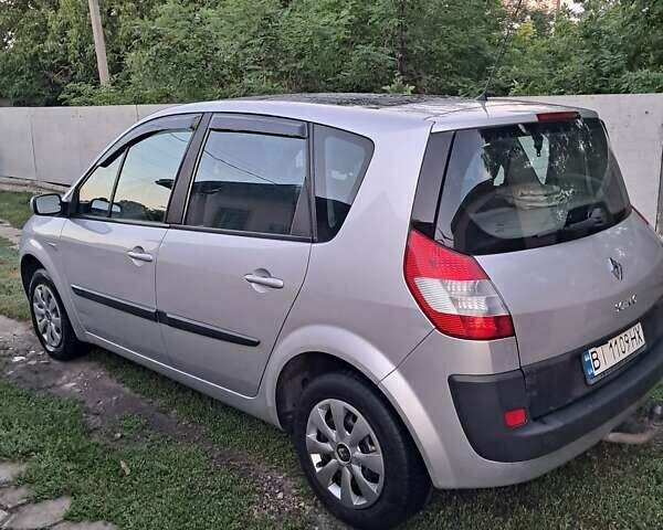 Серый Рено Сценик, объемом двигателя 1.6 л и пробегом 322 тыс. км за 5200 $, фото 12 на Automoto.ua